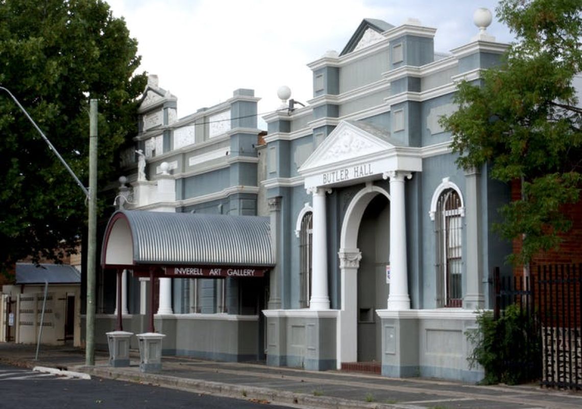 Front of Building housing Inverell Art Gallery in Inverell, Glen Innes & Inverell Area